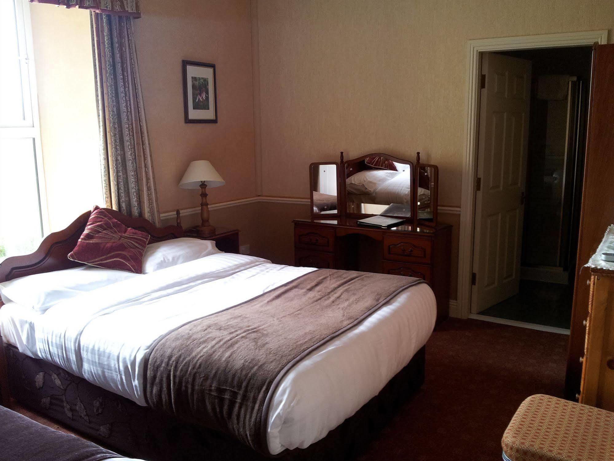 Royal Spa Hotel Lisdoonvarna Exterior foto